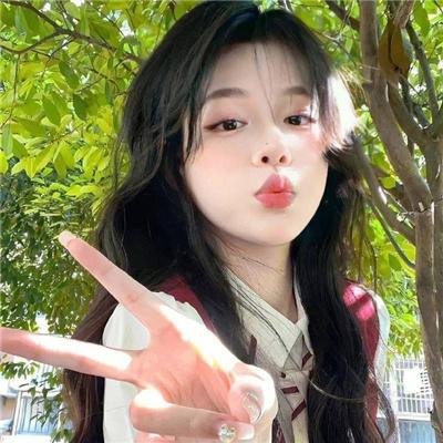 北极百货的秋乃小姐